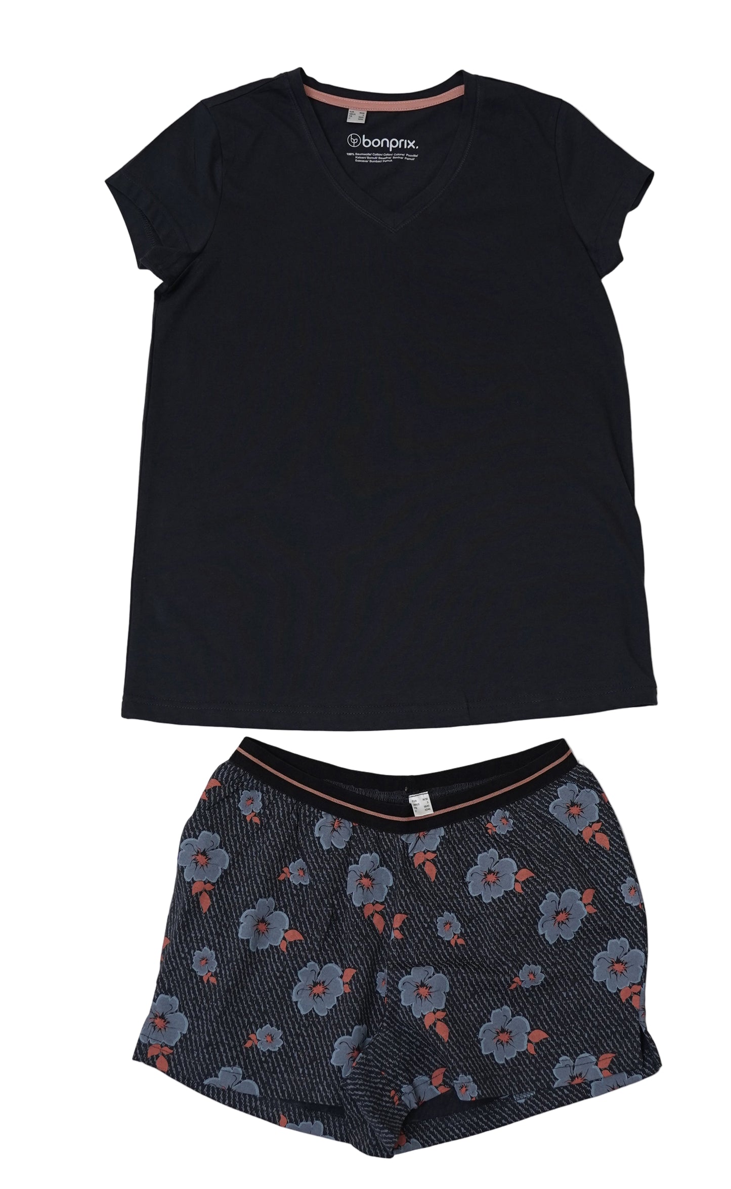 SHORTS SET