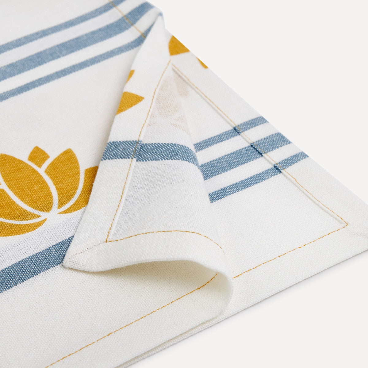 Set of 2 Water Lily cotton napkins