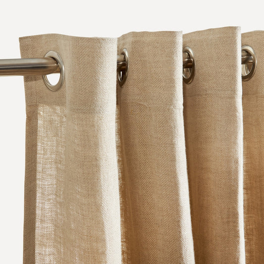 Sidney curtain with eyelets