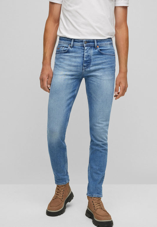 Slim fit jeans