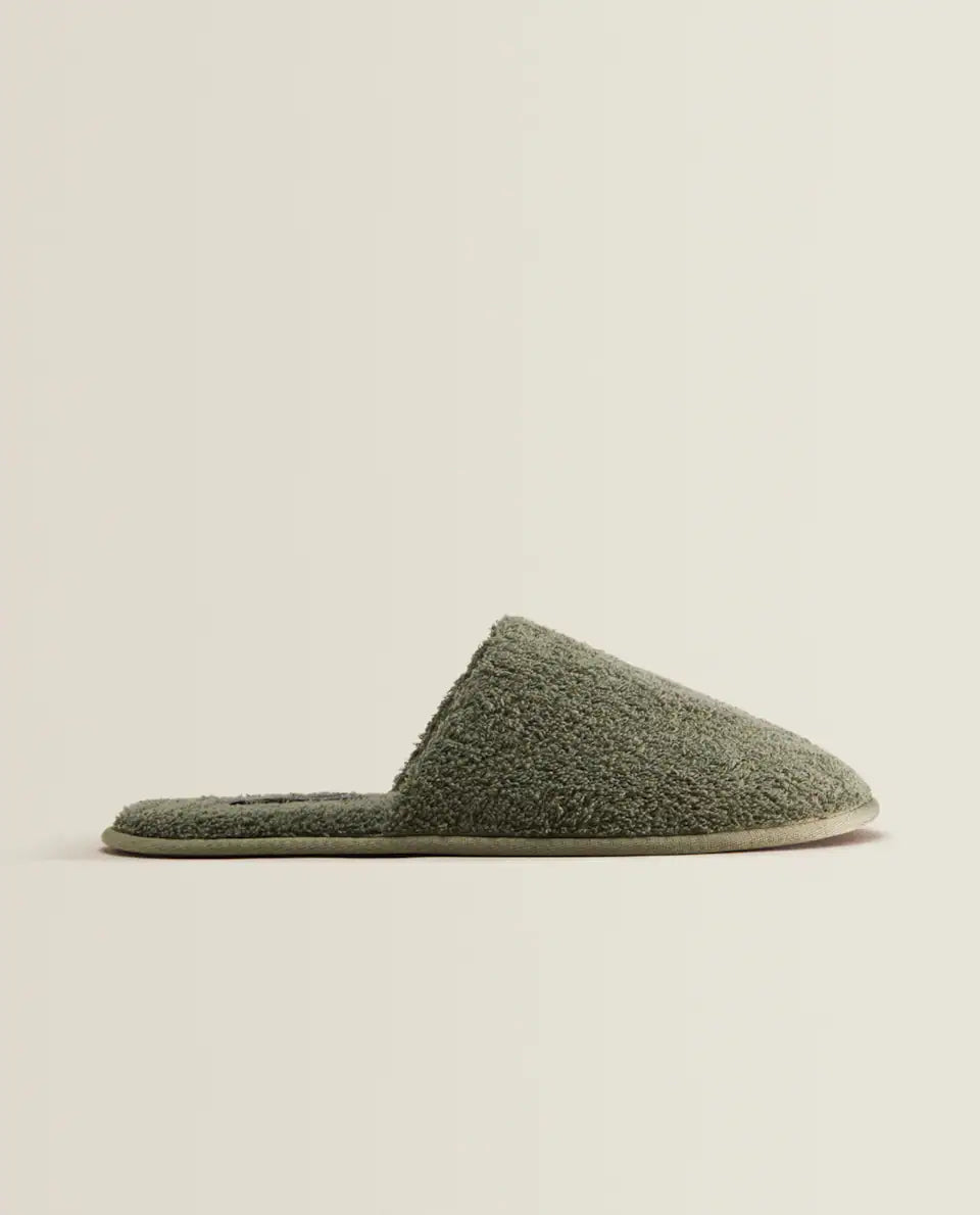 TERRY BATHROOM SLIPPERS