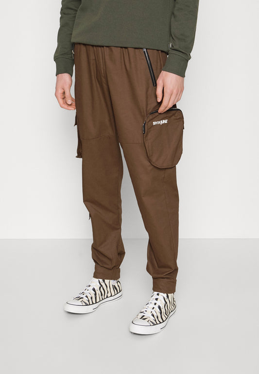 ASYMETRICAL PANTS - Cargo trousers