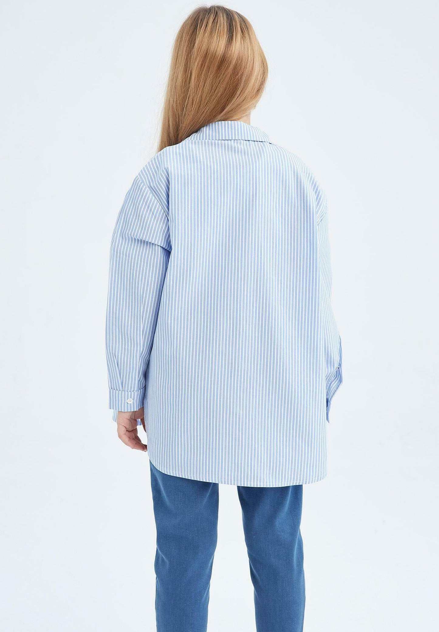 OVERSIZE FIT - Button-down blouse