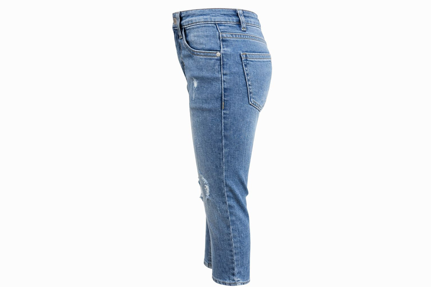 RIPPED JEANS