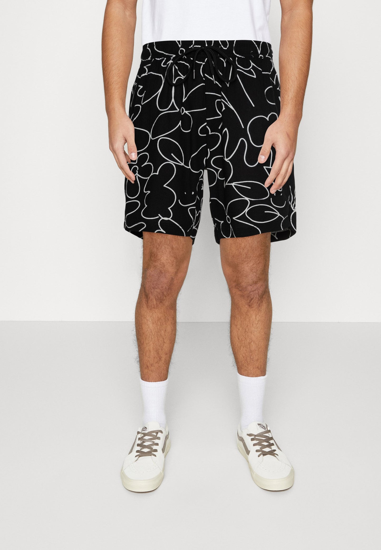 HOWARD - Shorts