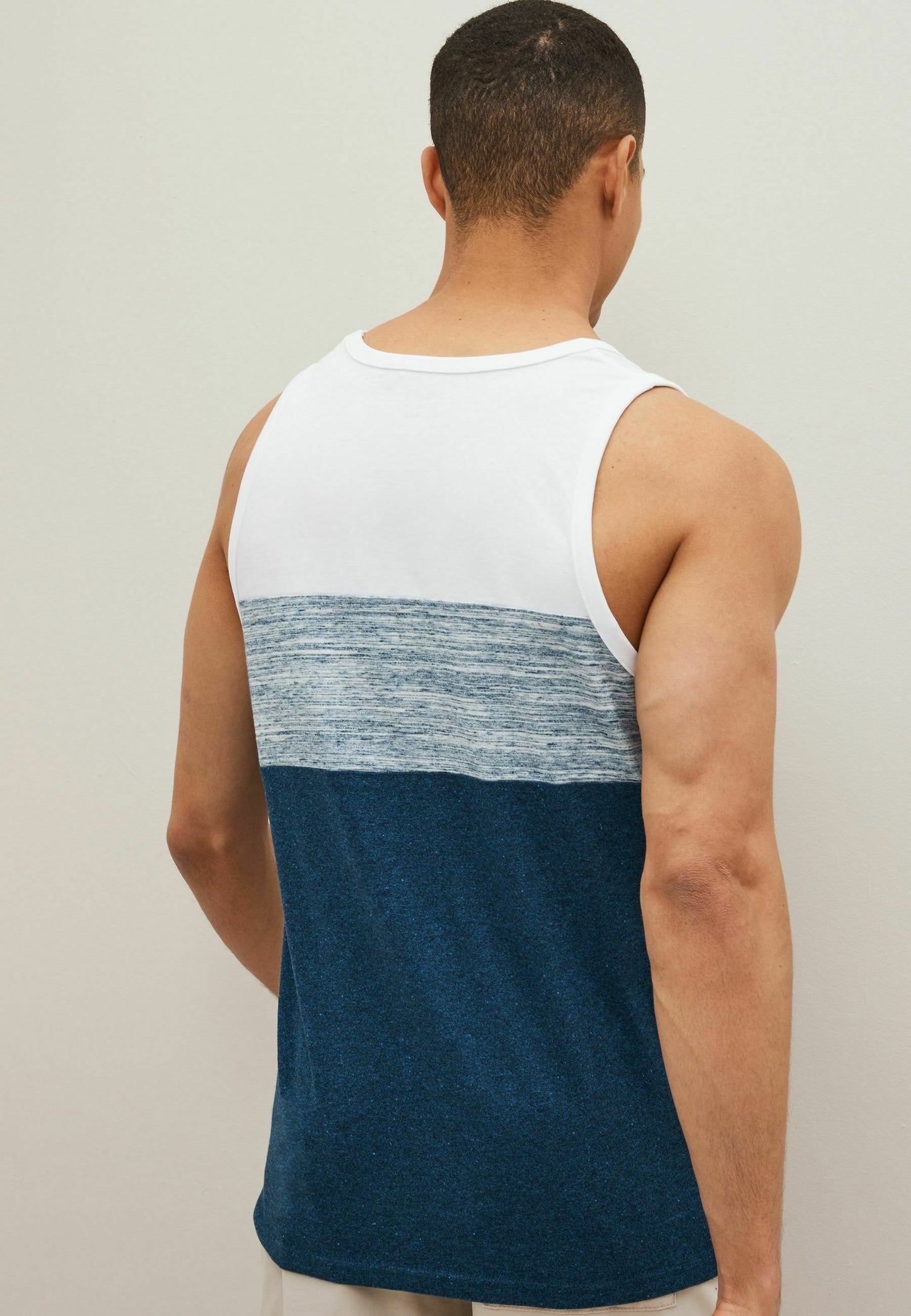BLOCK STANDARD - Top