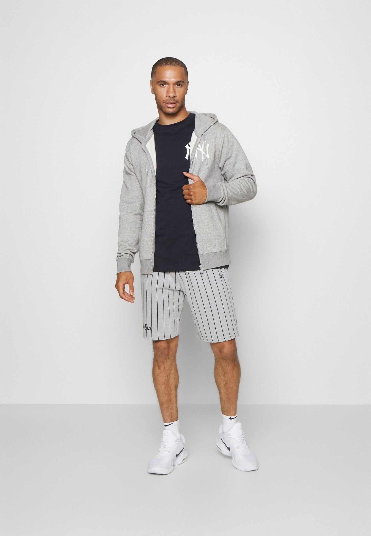 ESSENTIALS HOODY - Club wear