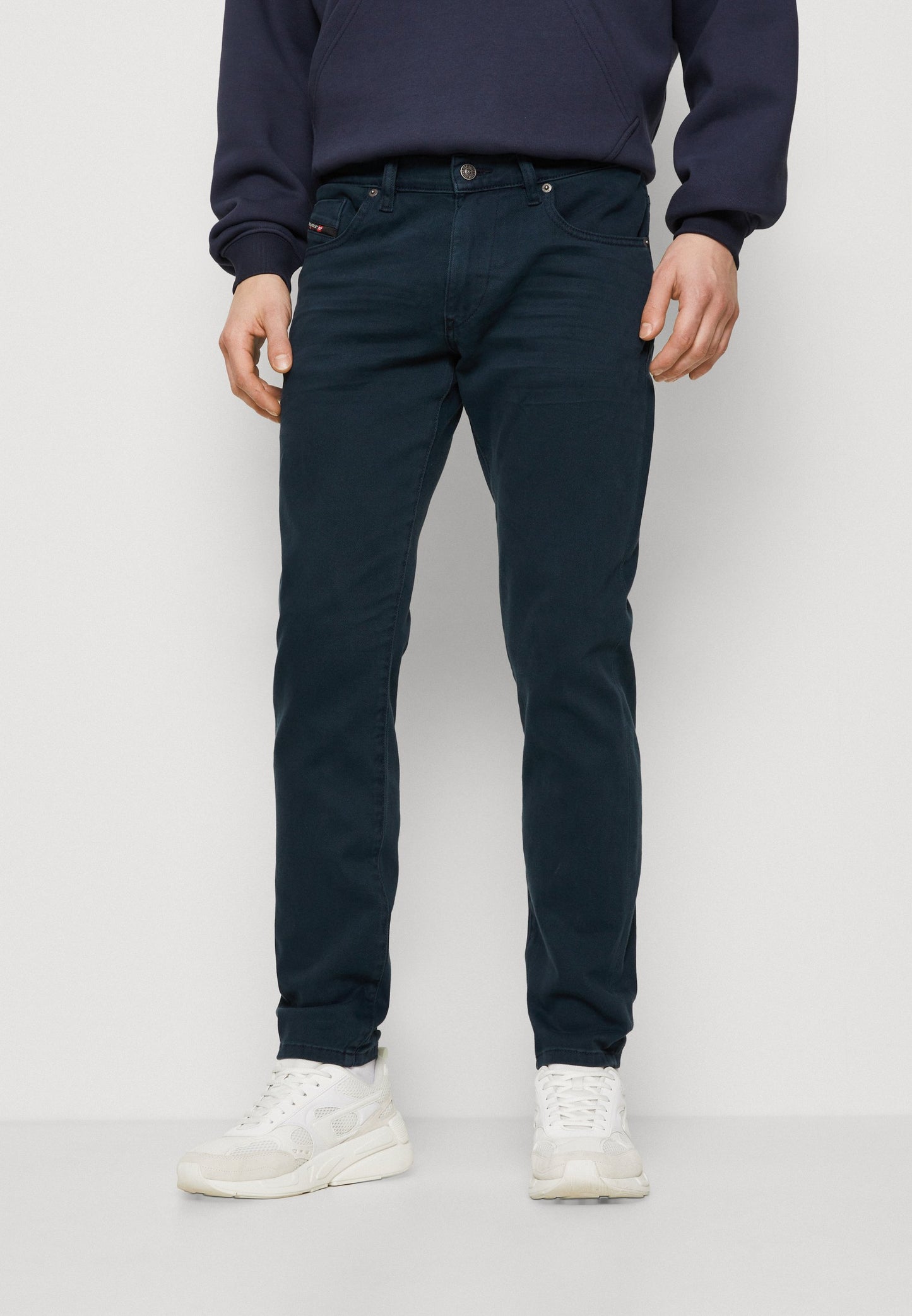 Jeans Tapered Fit