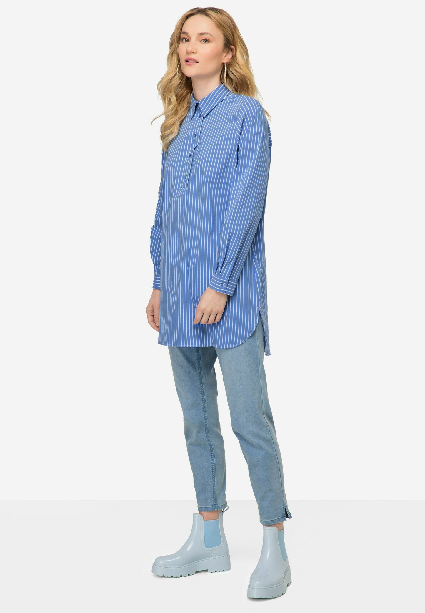 Button-down blouse