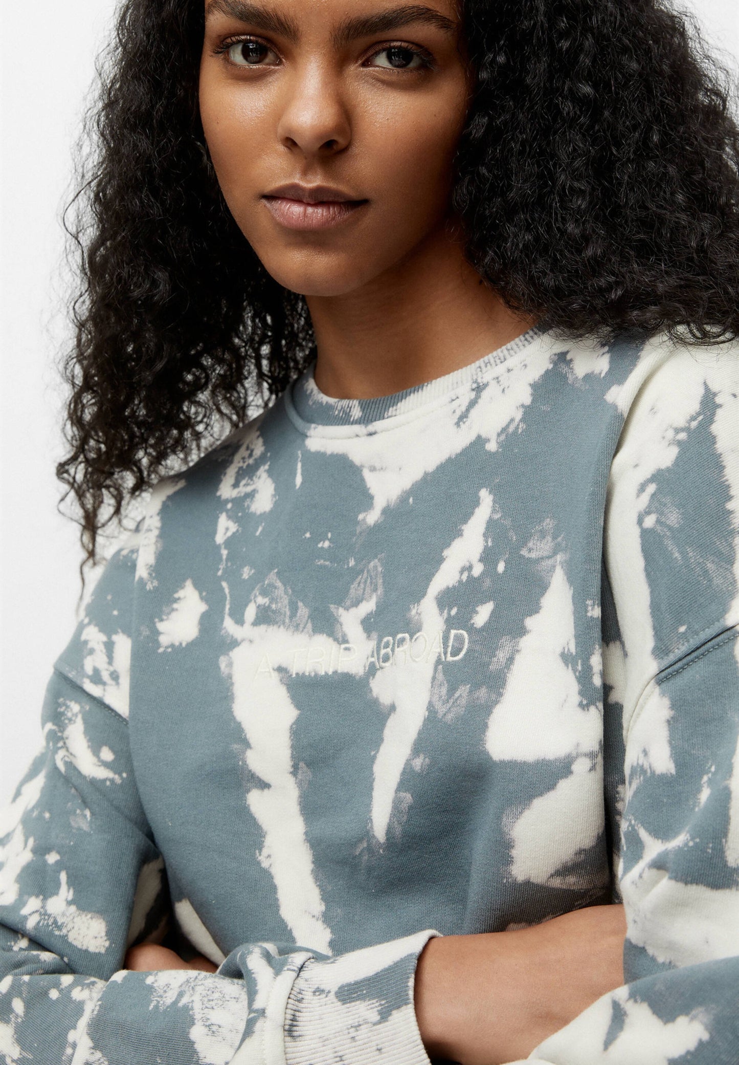 EMBROIDERED TIE-DYE - Sweatshirt