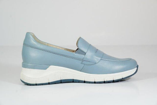 ARISSA SLIP ON 1
