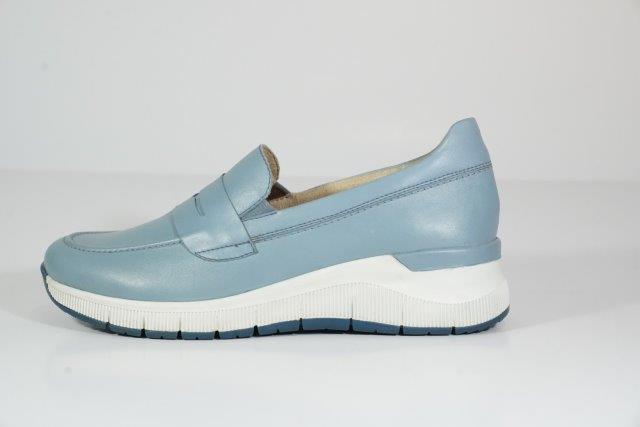 ARISSA SLIP ON 1