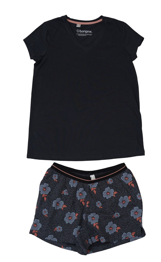 SHORTS SET