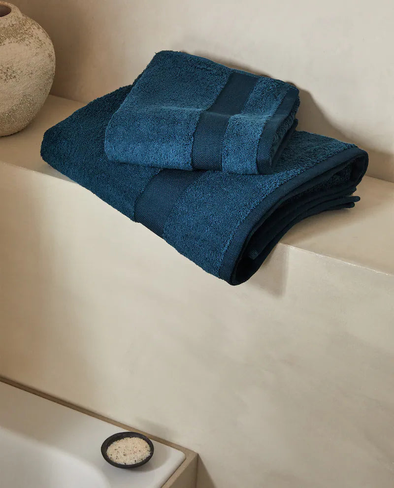 PREMIUM COTTON TOWEL