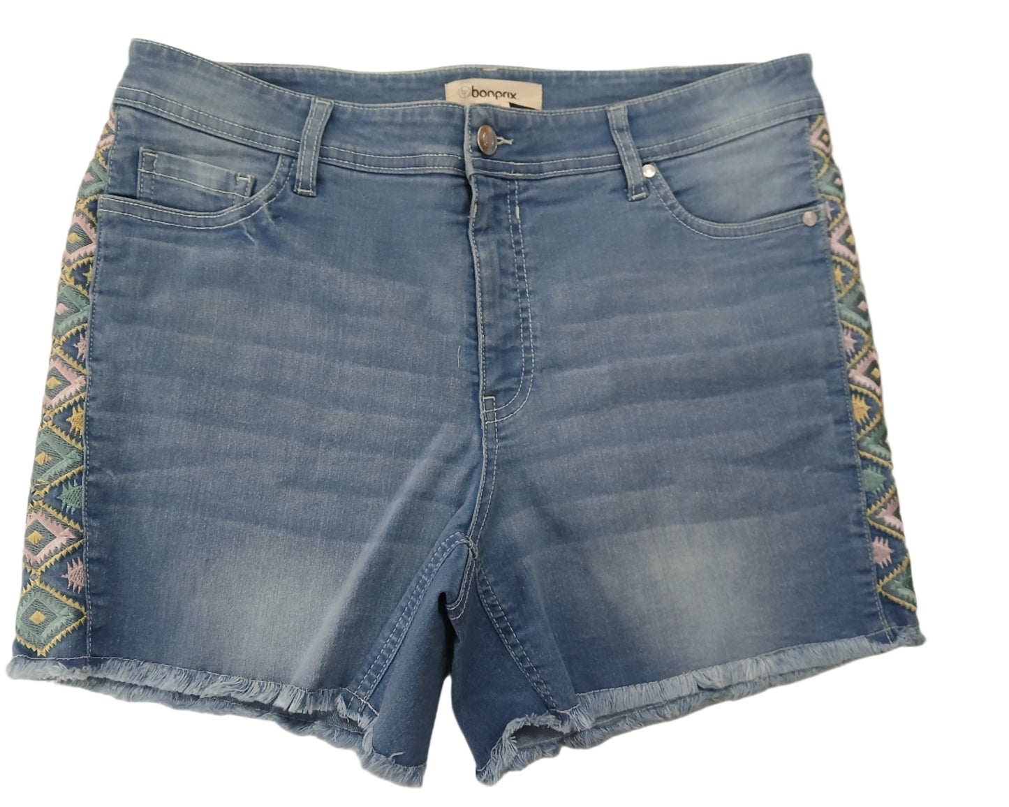 Embroidered denim shorts