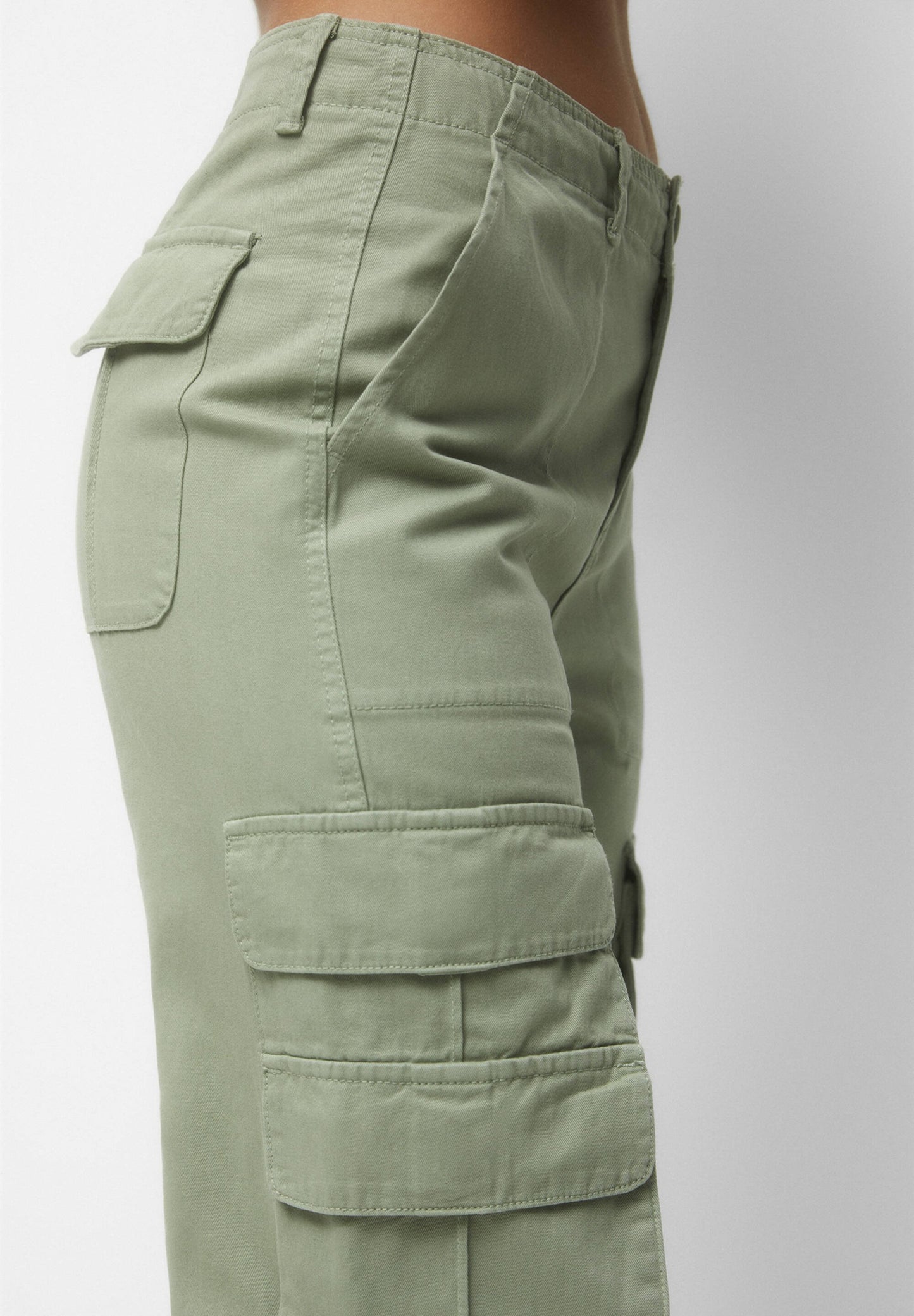 BASIC WITH MULTIPLE POCKETS - Cargo trousers