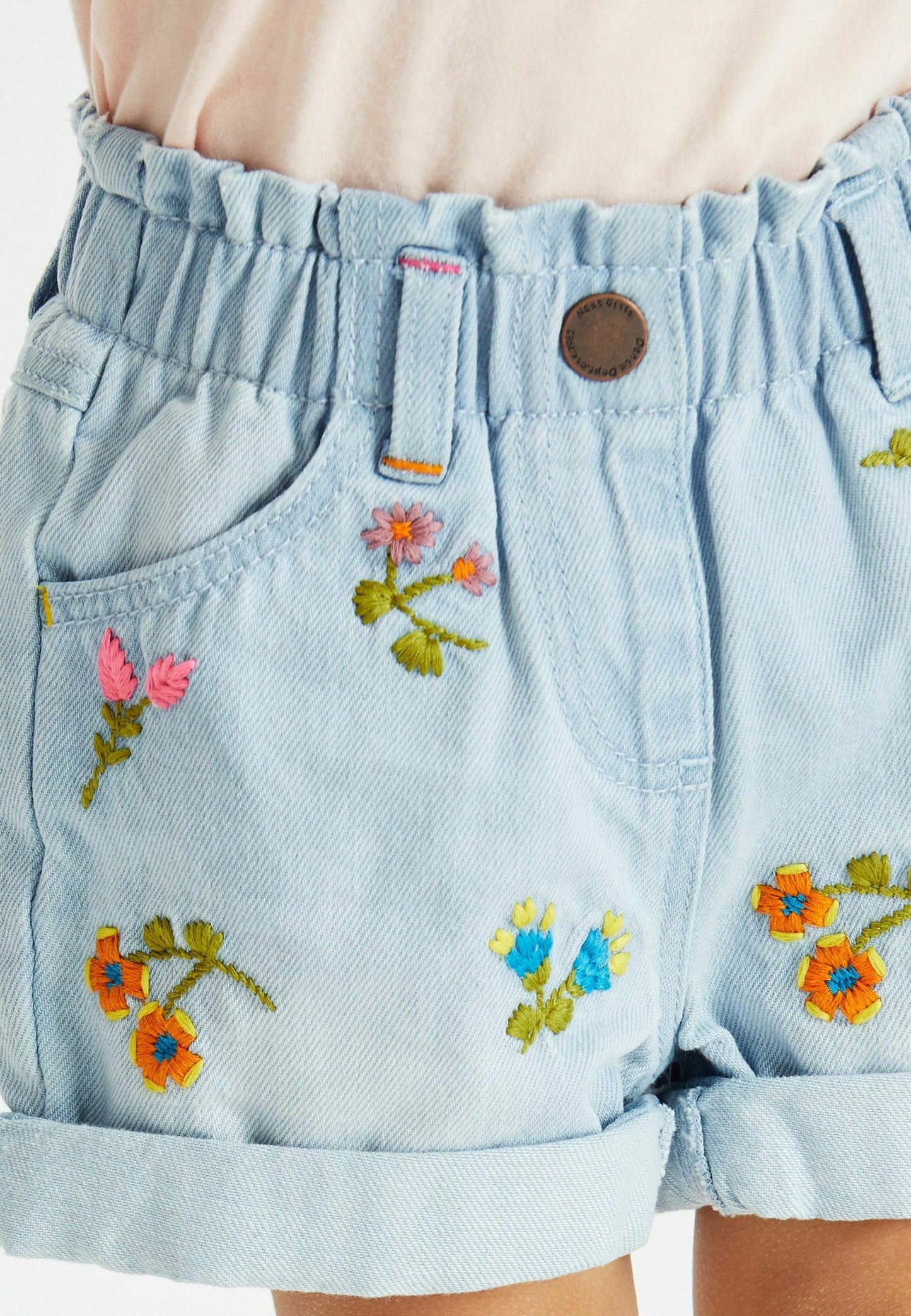 EMBROIDERED FLOWER STANDARD - Denim shorts