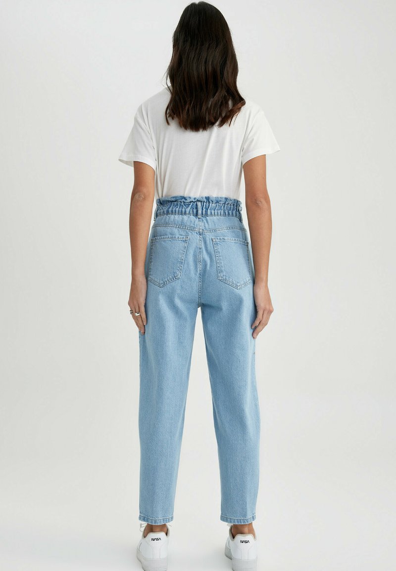PAPERBAG - Jeans Tapered Fit
