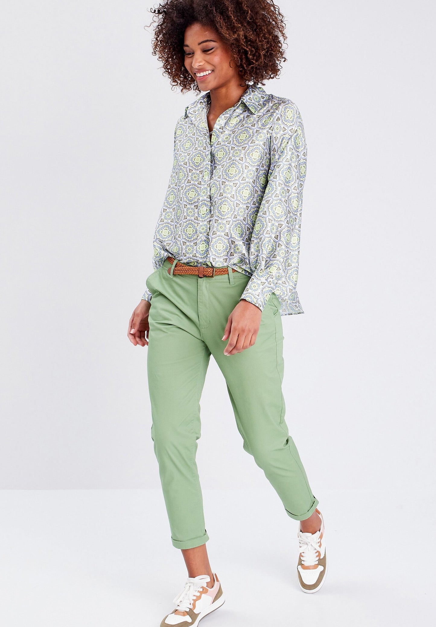 Chinos