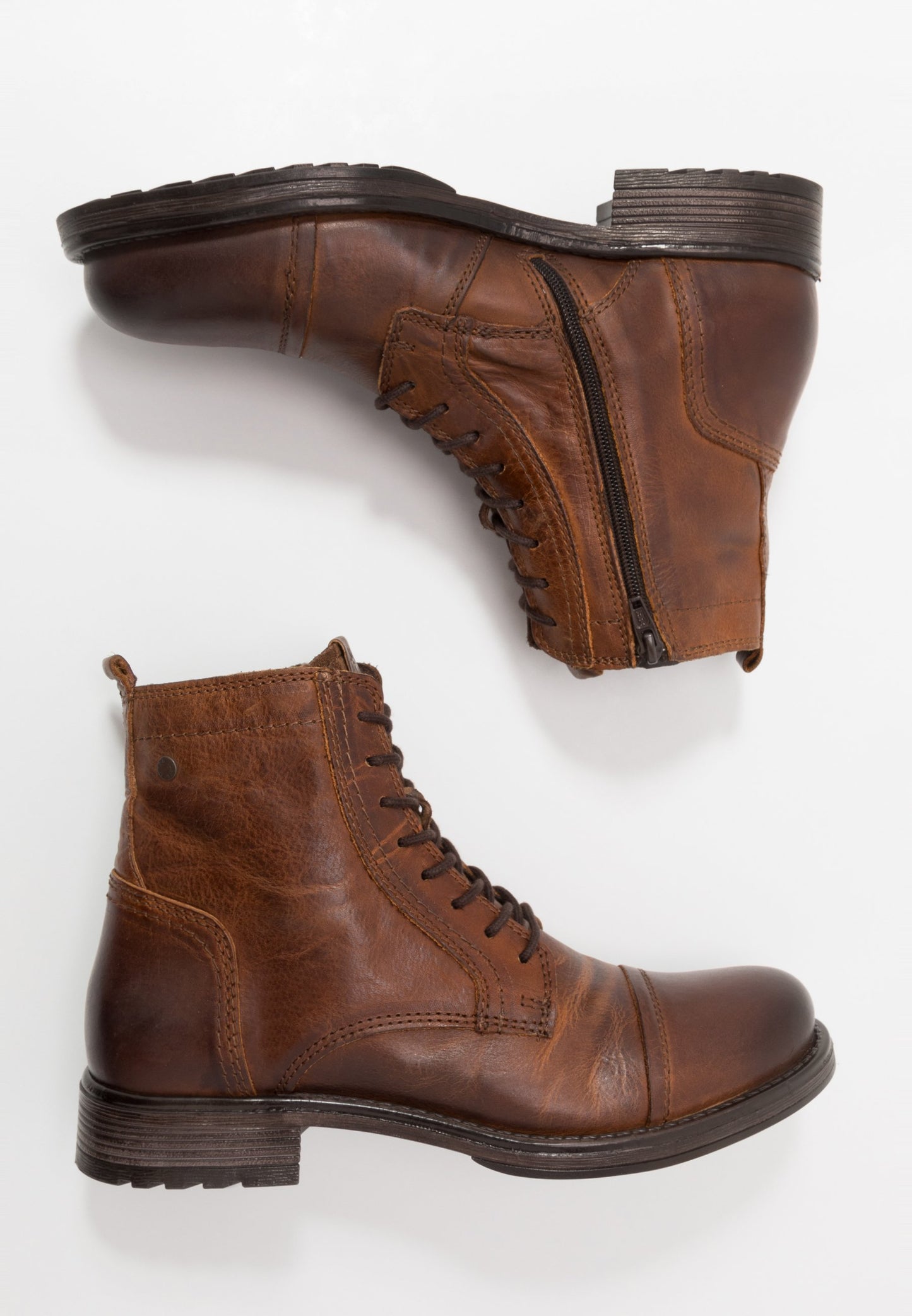 Lace-up ankle boots