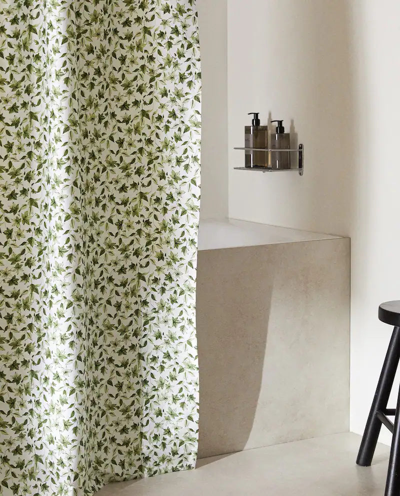 LEAF SHOWER CURTAIN