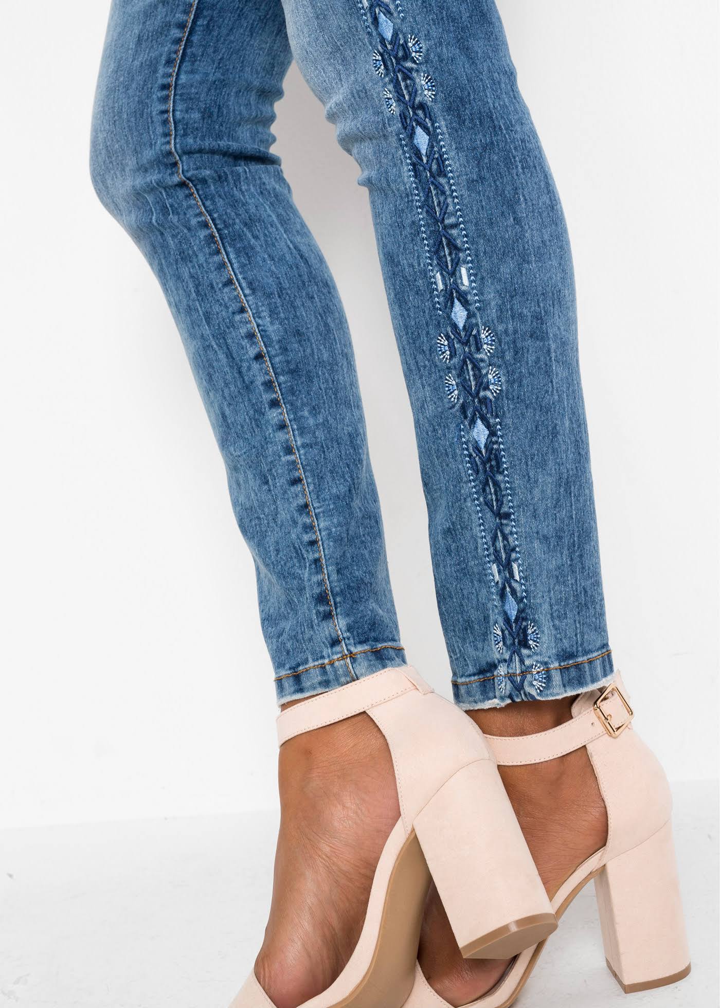 Embroidered Piped Jeans